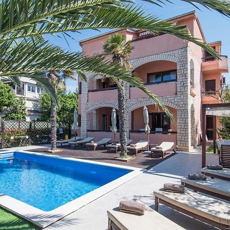 Bed & Breakfast Anita Medulin Exterior foto