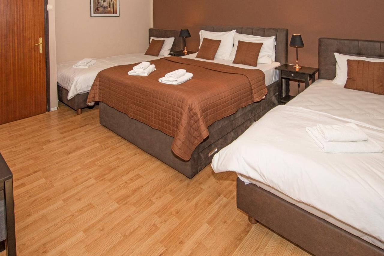 Bed & Breakfast Anita Medulin Exterior foto