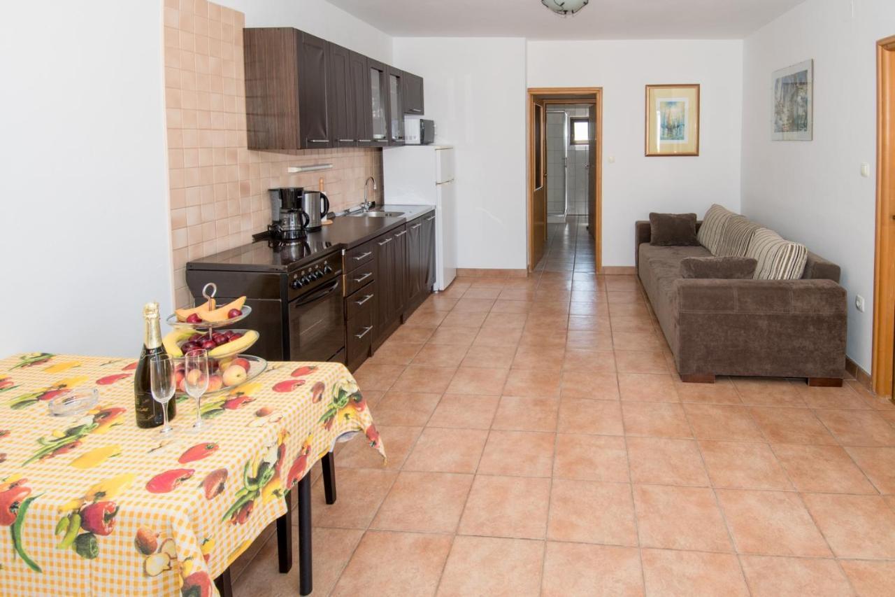 Bed & Breakfast Anita Medulin Exterior foto